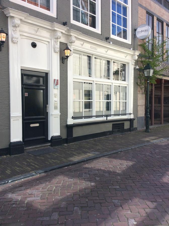 Hotel Den Berg Geertruidenberg Exterior photo